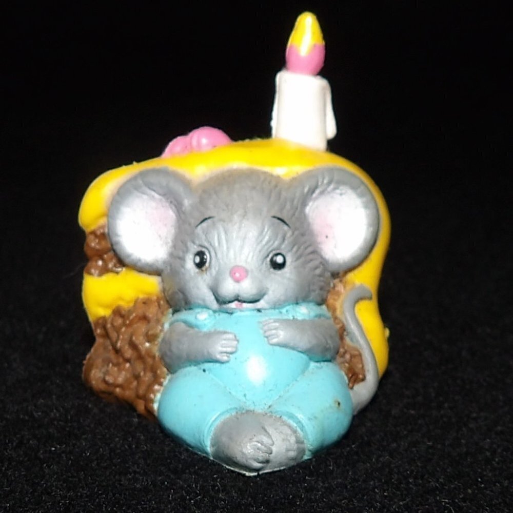 Vintage Avon Mouse with Birthday Cake